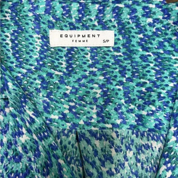 Equipment Women's Green and Blue Patterned Top — Size S - Picture 4 of 5